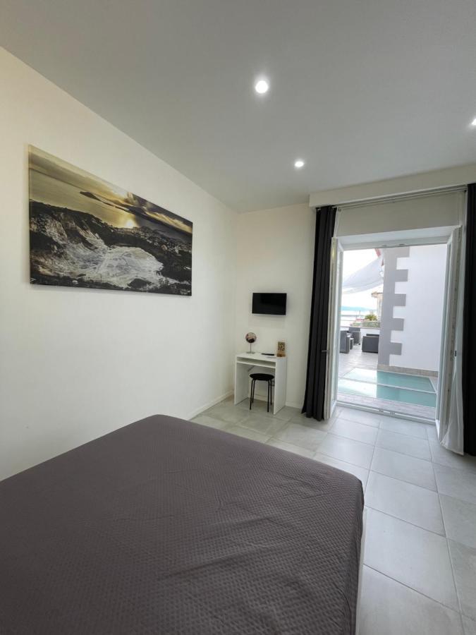 Terrazza Don Mario Bed&Breakfast Pozzuoli Exterior foto